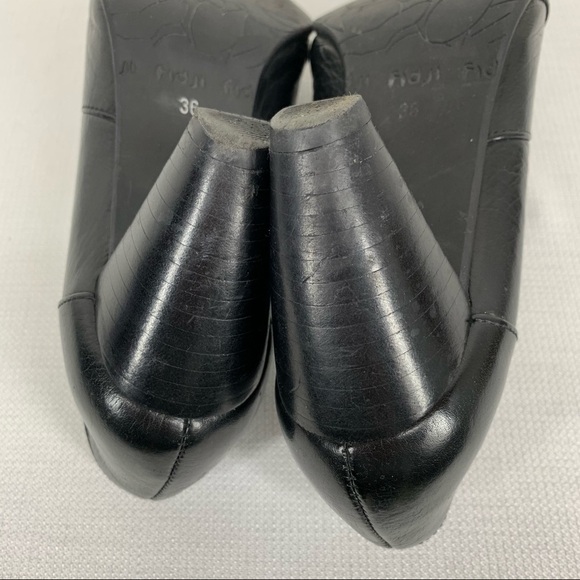 Fidgi size 36 Black Leather Ankle Boots with 2.5” Heel - Picture 8 of 12